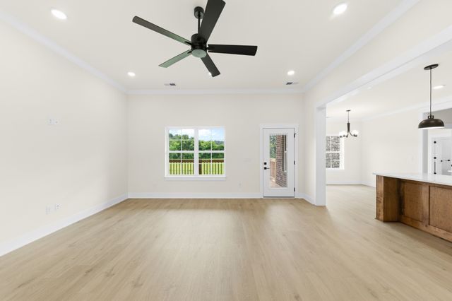 112 Preda Way, Pulaski, TN 38478