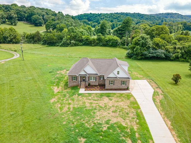 112 Preda Way, Pulaski, TN 38478