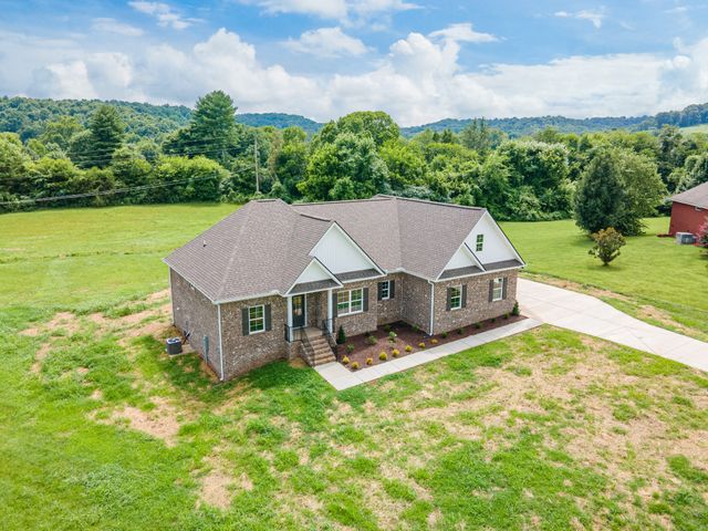 112 Preda Way, Pulaski, TN 38478