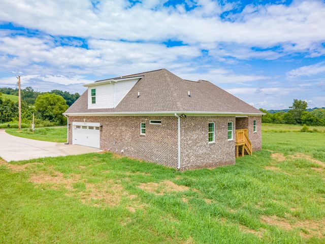 112 Preda Way, Pulaski, TN 38478