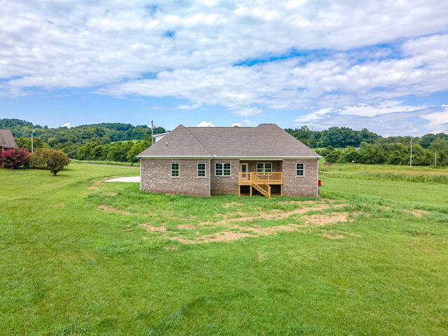 112 Preda Way, Pulaski, TN 38478