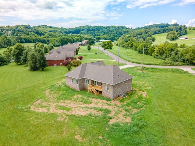 112 Preda Way, Pulaski, TN 38478