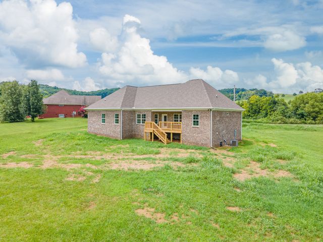 112 Preda Way, Pulaski, TN 38478