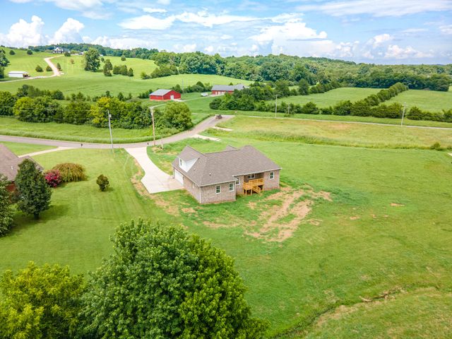 112 Preda Way, Pulaski, TN 38478