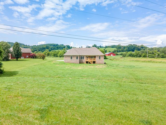 112 Preda Way, Pulaski, TN 38478