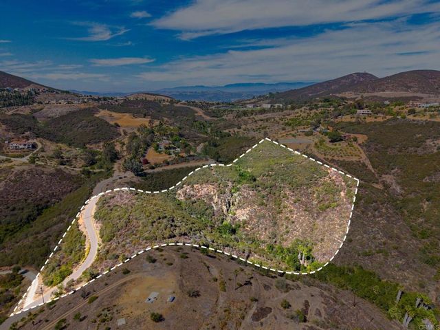 Twin Oaks Valley Road, San Marcos, CA 92078