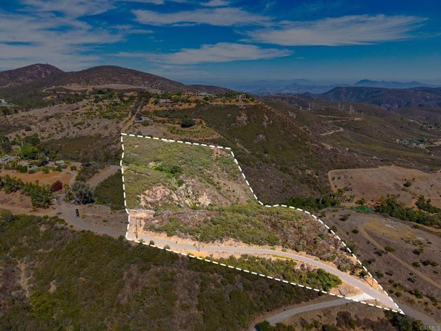 Twin Oaks Valley Road, San Marcos, CA 92078