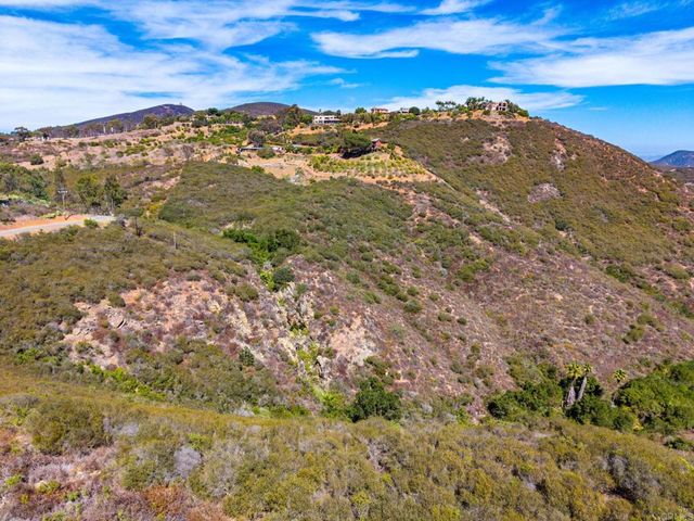 Twin Oaks Valley Road, San Marcos, CA 92078