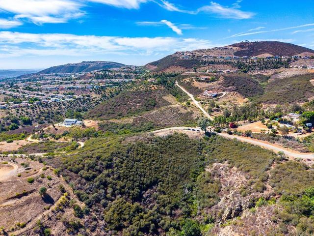 Twin Oaks Valley Road, San Marcos, CA 92078