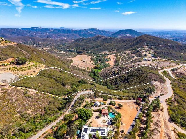 Twin Oaks Valley Road, San Marcos, CA 92078