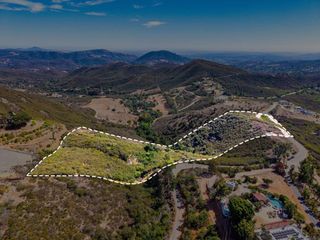 Twin Oaks Valley Road, San Marcos, CA 92078