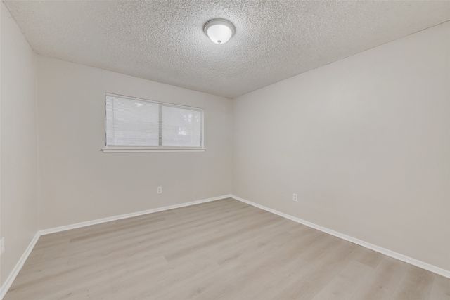 1704 Fieldstone Court, Arlington, TX 76018