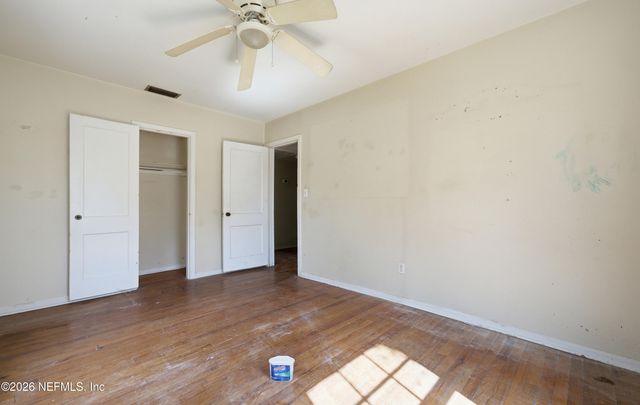 8004 DELAWARE Avenue, Jacksonville, FL 32208