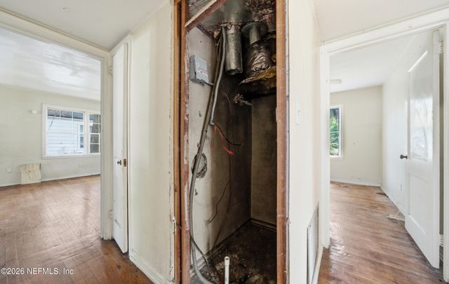 8004 DELAWARE Avenue, Jacksonville, FL 32208