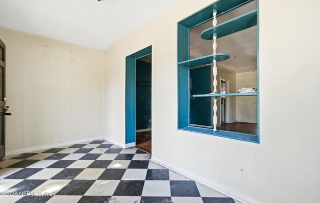 8004 DELAWARE Avenue, Jacksonville, FL 32208