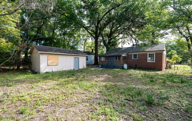 8004 DELAWARE Avenue, Jacksonville, FL 32208