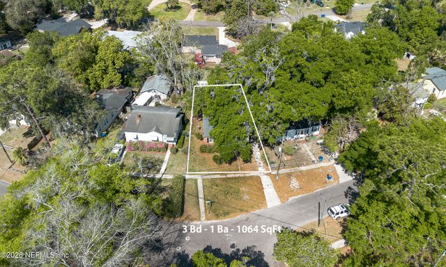 8004 DELAWARE Avenue, Jacksonville, FL 32208