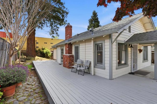 119 Kennan Street, Santa Cruz, CA 95060