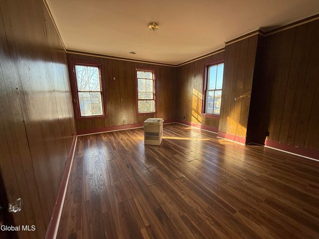 33 Maple Avenue, Canajoharie, NY 13317