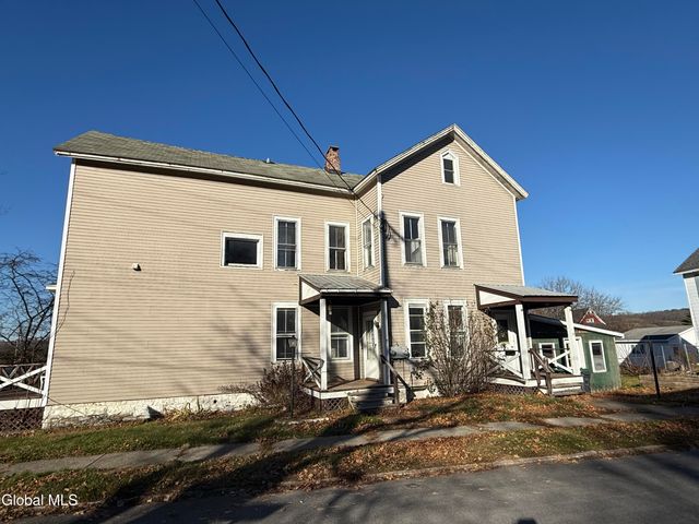 33 Maple Avenue, Canajoharie, NY 13317