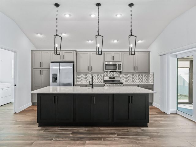 5716 MELVIN DRIVE, The Villages, FL 32163