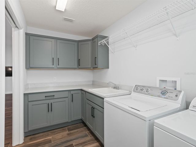 5716 MELVIN DRIVE, The Villages, FL 32163