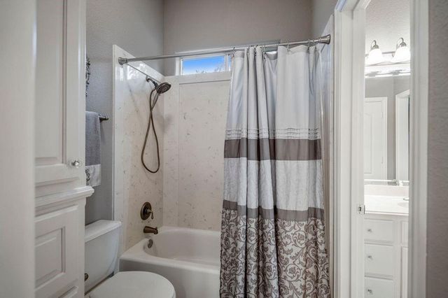 26 Brookgreen Circle S, Montgomery, TX 77356