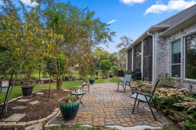 26 Brookgreen Circle S, Montgomery, TX 77356