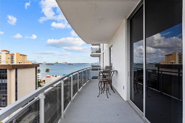 7901 Hispanola Ave 902, North Bay Village, FL 33141