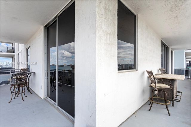 7901 Hispanola Ave 902, North Bay Village, FL 33141