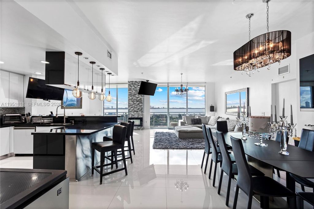 7901 Hispanola Ave 902, North Bay Village, FL 33141