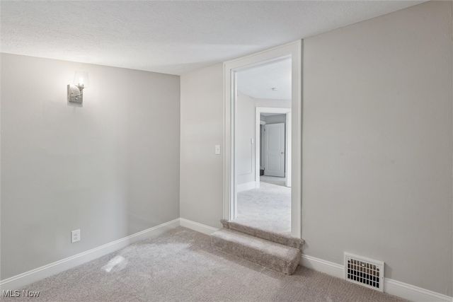 366 Doyle Street, Akron, OH 44303