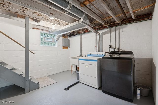 366 Doyle Street, Akron, OH 44303