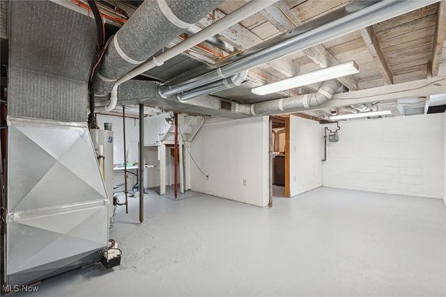 366 Doyle Street, Akron, OH 44303