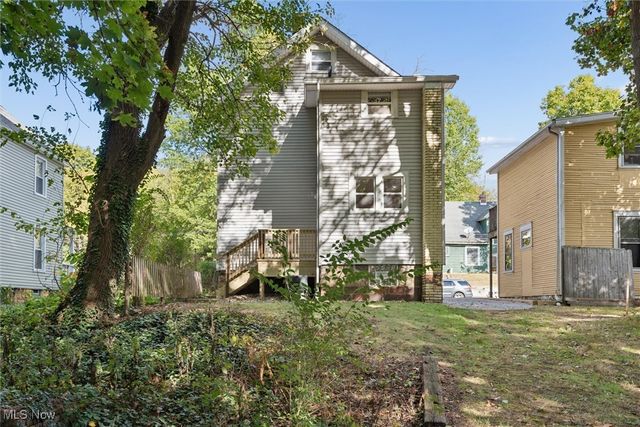 366 Doyle Street, Akron, OH 44303