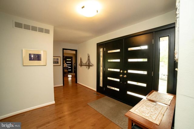 2208 OXEYE RD, Baltimore, MD 21209