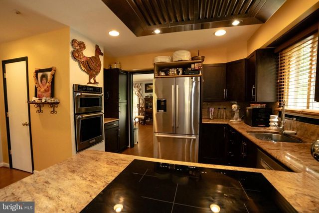 2208 OXEYE RD, Baltimore, MD 21209