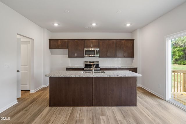 108 Harriette Court, Lillington, NC 27546