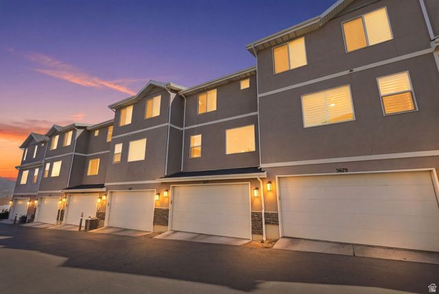 3677 S BIG MEADOW DR, South Jordan, UT 84009