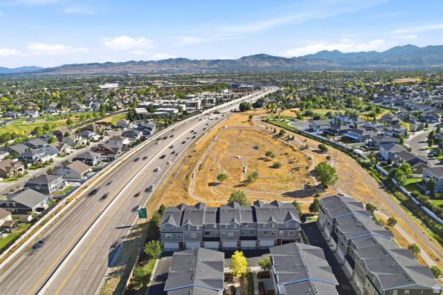 3677 S BIG MEADOW DR, South Jordan, UT 84009