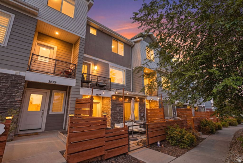 3677 S BIG MEADOW DR, South Jordan, UT 84009