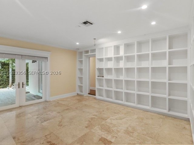 615 Santurce Ave, Coral Gables, FL 33143