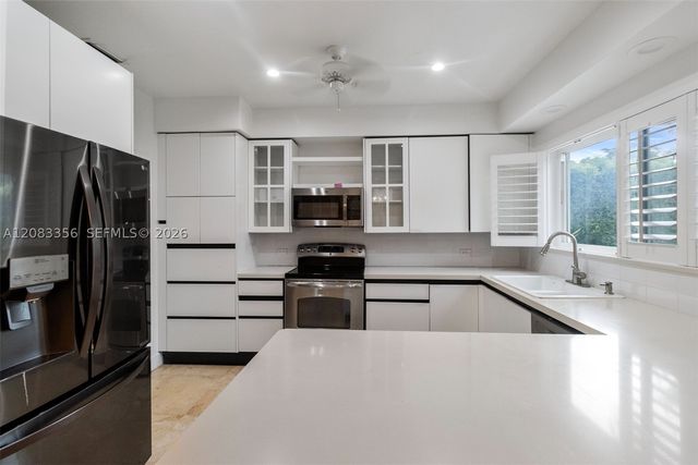 615 Santurce Ave, Coral Gables, FL 33143