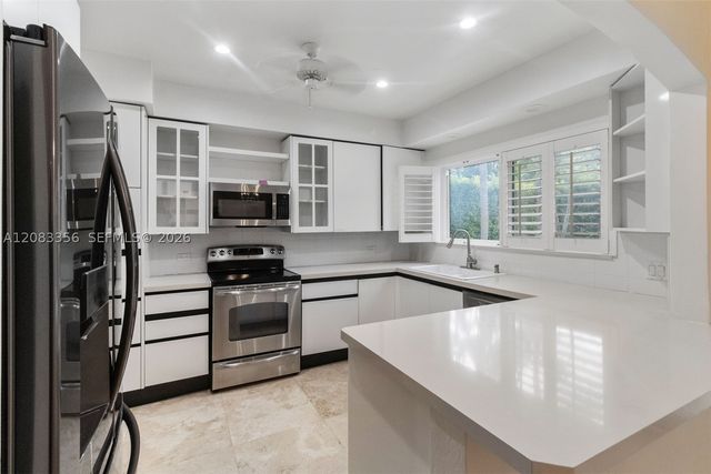 615 Santurce Ave, Coral Gables, FL 33143