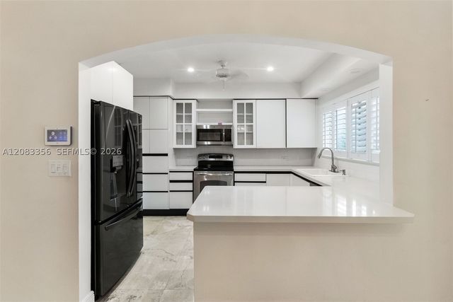 615 Santurce Ave, Coral Gables, FL 33143