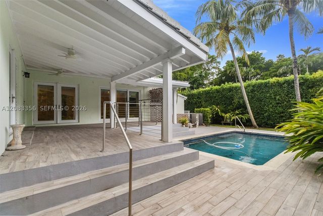 615 Santurce Ave, Coral Gables, FL 33143