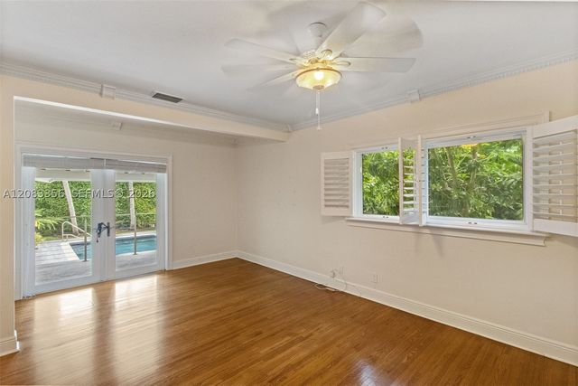 615 Santurce Ave, Coral Gables, FL 33143