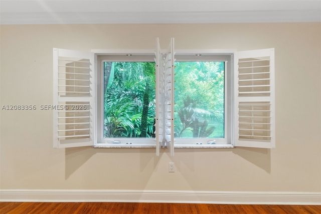 615 Santurce Ave, Coral Gables, FL 33143