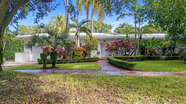 615 Santurce Ave, Coral Gables, FL 33143