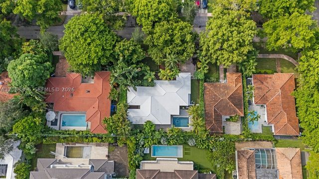 615 Santurce Ave, Coral Gables, FL 33143